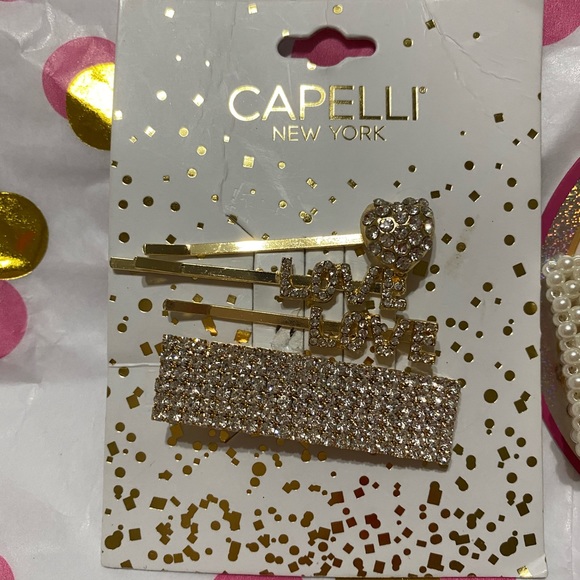 - New hair clips - Picture 2 of 8